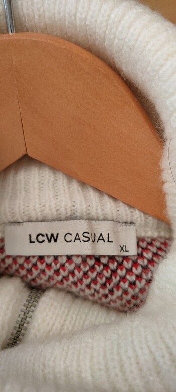 xl Beden LC Waikiki Balıkçı Yaka