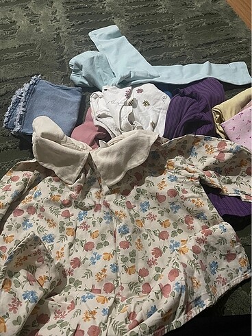 9-12 Ay Beden çeşitli Renk Toplu kıyafet