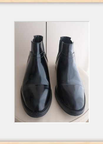 Siyah Minimalist Kadın Botlar - Görsel 3