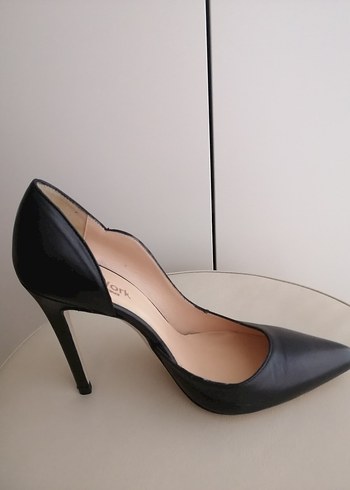 Siyah Deri Stiletto Topuklu Kadın Ayakkabı - Görsel 4