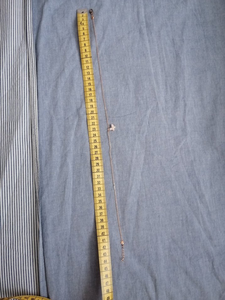 Zincir Detaylı Minimalist Kelebek Kolye - Görsel 3