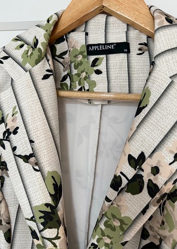 Çiçek Desenli Uzun Kadın Ceket - Görsel 2