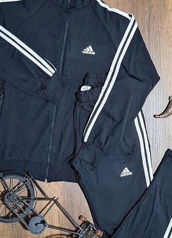 Adidas eşofman takım 