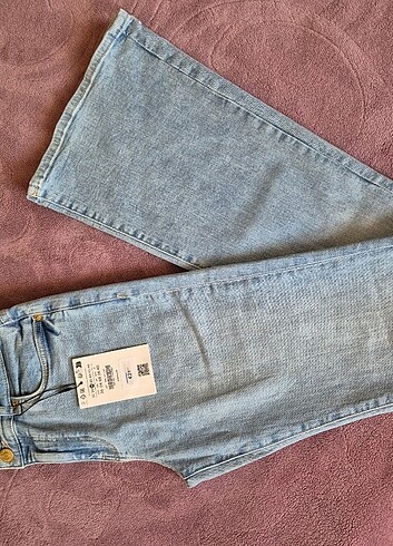 36 Beden mavi Renk Bershka ispanyol paça jean