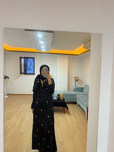 m Beden Siyah Abiye ??