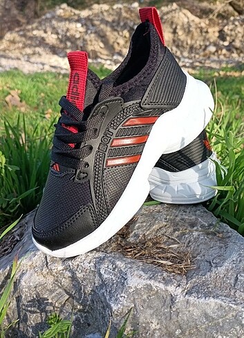 Adidas Spor ayakkabı