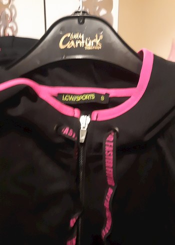 Siyah Kapüşonlu Fermuarlı Ceket - Görsel 2