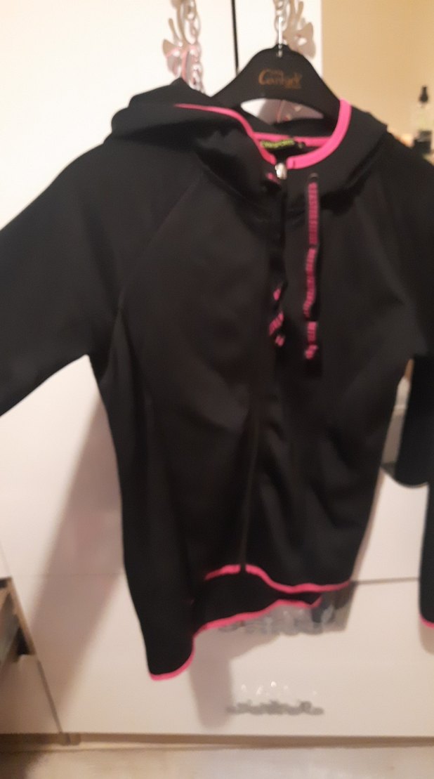 Siyah Kapüşonlu Fermuarlı Ceket - Görsel 3