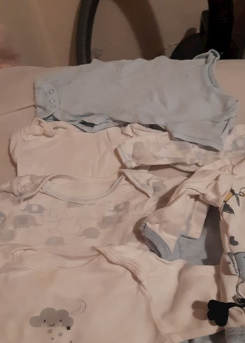 Gri Düğmeli Bebek Kısa Kollu Body - Görsel 2