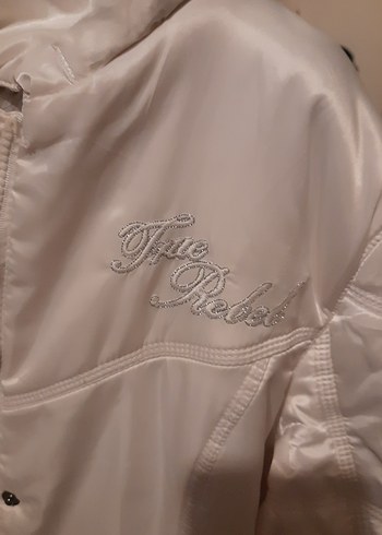 Beyaz Uzun Kollu Kadın Mont - Görsel 2