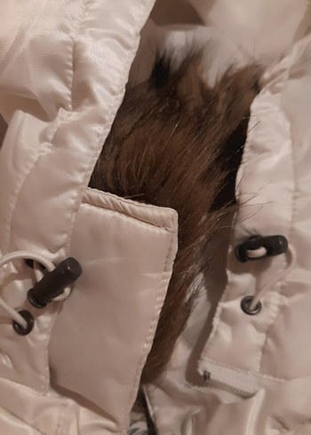 Beyaz Uzun Kollu Kadın Mont - Görsel 5