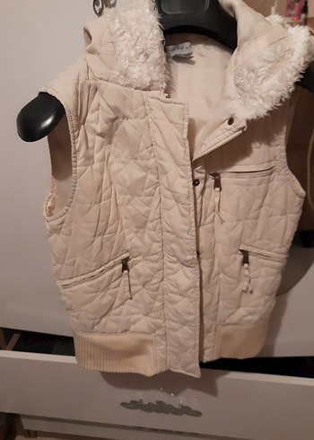 Beyaz Kürklü Kadın Yelek - Görsel 2