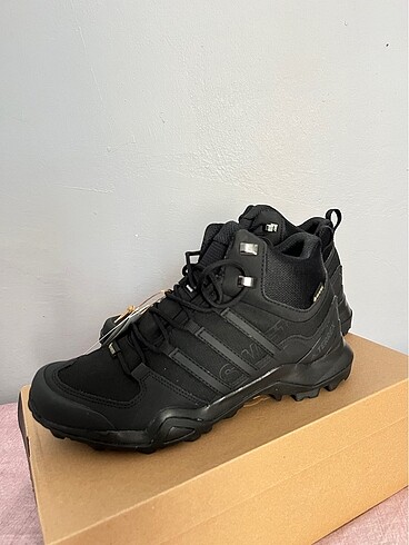 Adidas Adidas bot