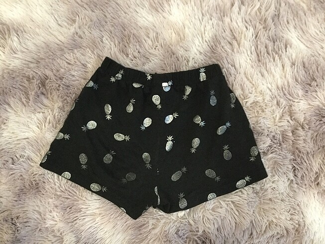 9 Yaş Beden Kız çocuk LC Waikiki şort 9-10 yaş