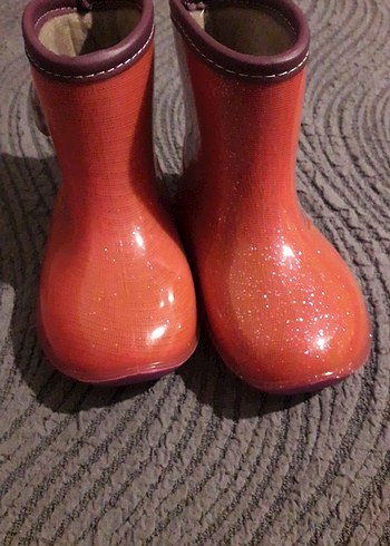 Kız Çocuk Parlak Kırmızı Kauçuk Bot - Görsel 2