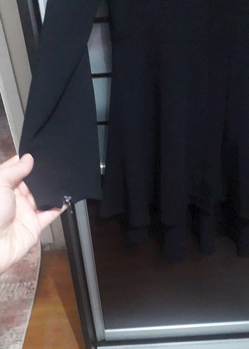 siyah gömlek fırfır detaylı arkadan kuğu gbi - Görsel 6