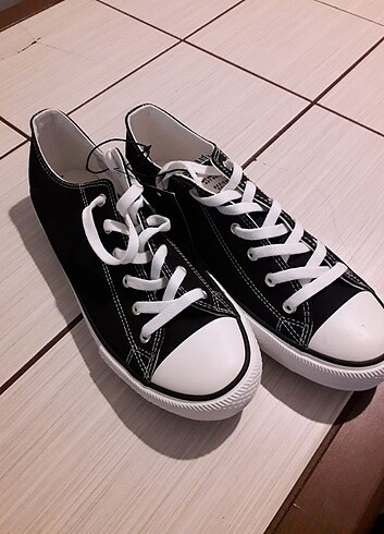 42 Beden siyah Renk Kozmo low converse