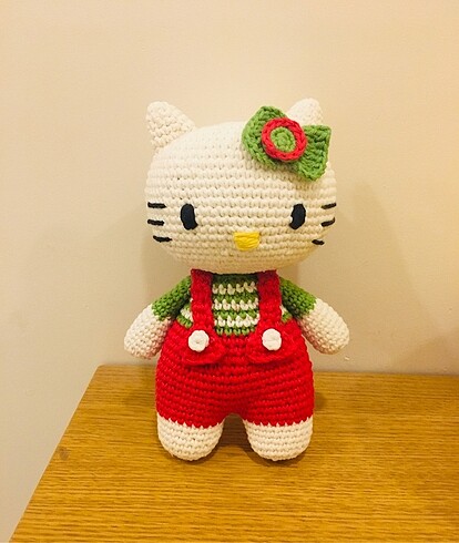  Amigurumi Hello Kitty