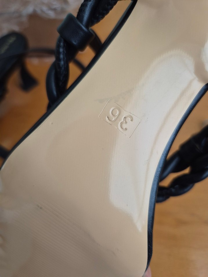 Siyah Örgülü Bantlı Topuklu Kadın Sandalet - Görsel 4