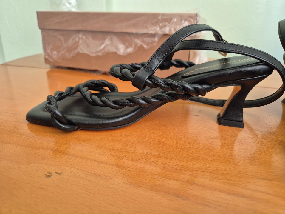 Siyah Örgülü Bantlı Topuklu Kadın Sandalet - Görsel 2