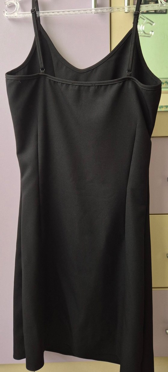 Siyah V Yaka Kısa Elbise - Görsel 2