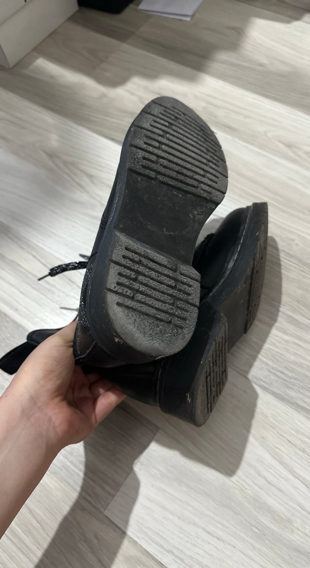 Siyah Deri Bağcıklı Yıldızlı Topuklu Bot - Görsel 3