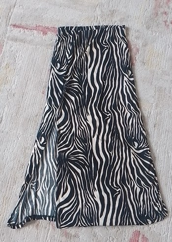 Zebra Desenli Uzun Piliseli Midi Etek