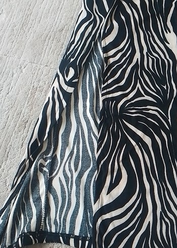 s Beden Zebra Desenli Uzun Piliseli Midi Etek