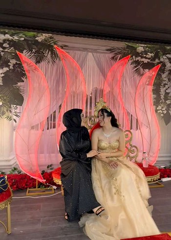 Altın Renkli Straplez Uzun Abiye Elbise kına elbisei Taç hediye - Görsel 4