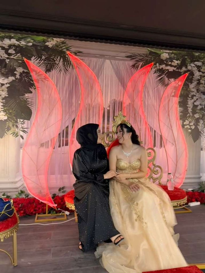 Altın Renkli Straplez Uzun Abiye Elbise kına elbisei Taç hediye - Görsel 4