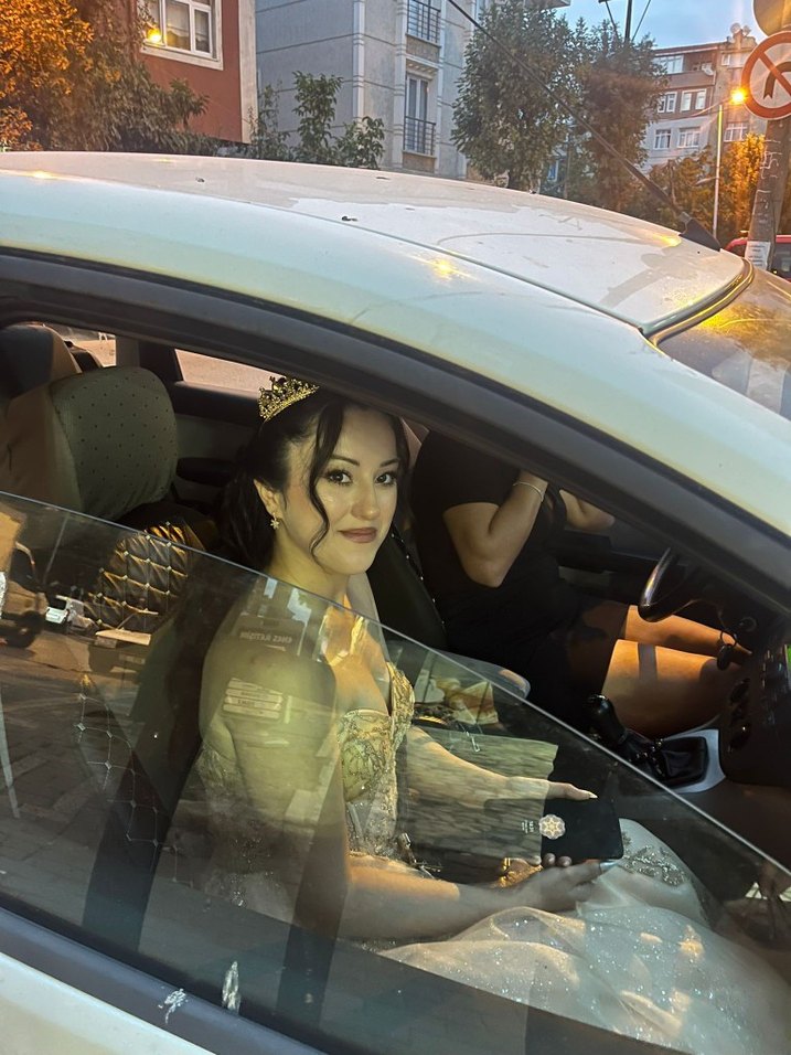 Altın Renkli Straplez Uzun Abiye Elbise kına elbisei Taç hediye - Görsel 5