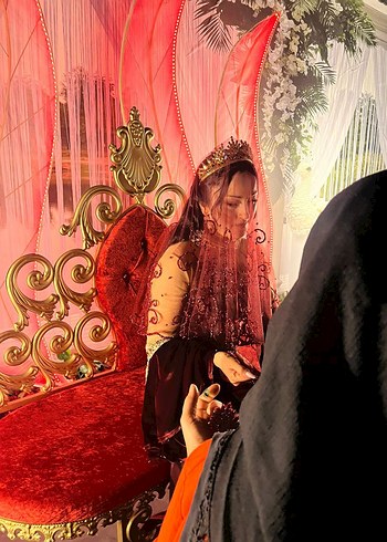 Bordo Nakışlı taş işlemeli duvak - Görsel 5