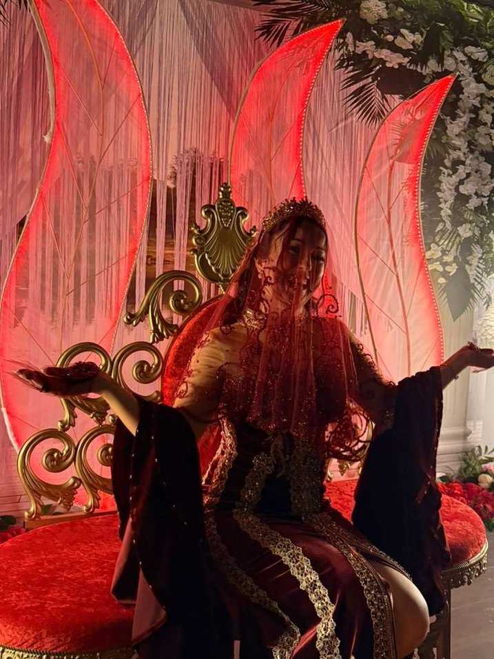 Bordo Nakışlı taş işlemeli duvak - Görsel 2