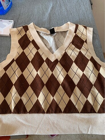 Sheinside Kareli crop