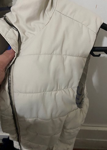 Zara Fermuarlı Beyaz Pamuklu Kadın Yelek