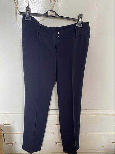 Zara Lacivert pantolon