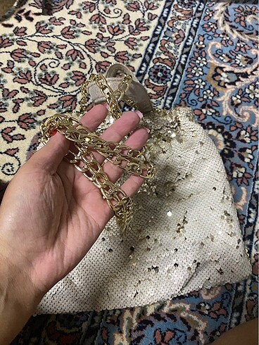  Beden Zara payetli çanta
