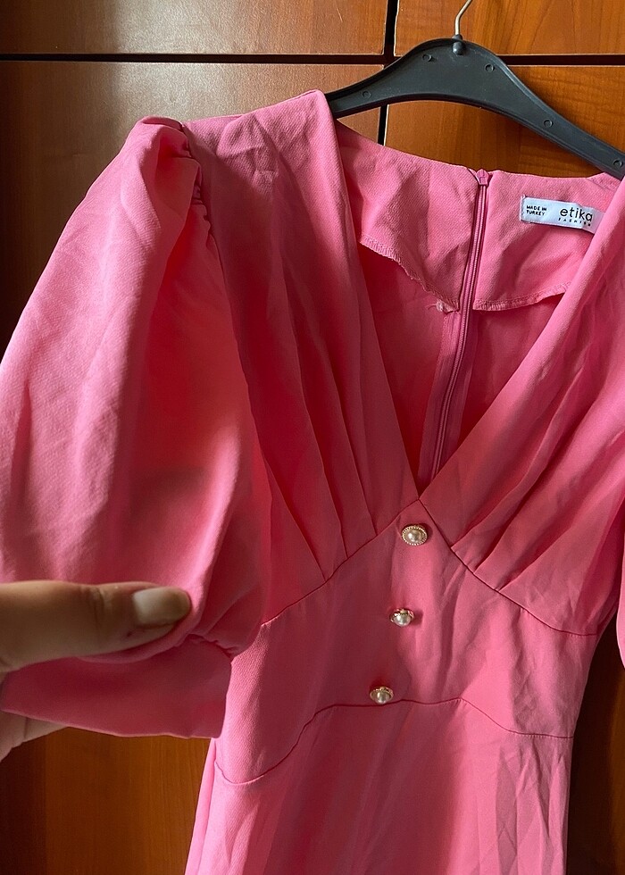Pembe elbise - Görsel 4