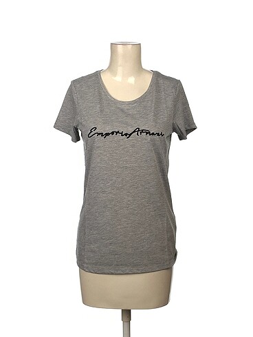 Diğer T-shirt %70 İndirimli.