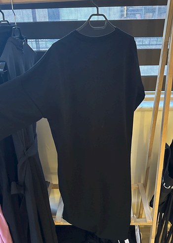 Moschino Siyah Baskılı Kedi Kıyafeti - Görsel 2