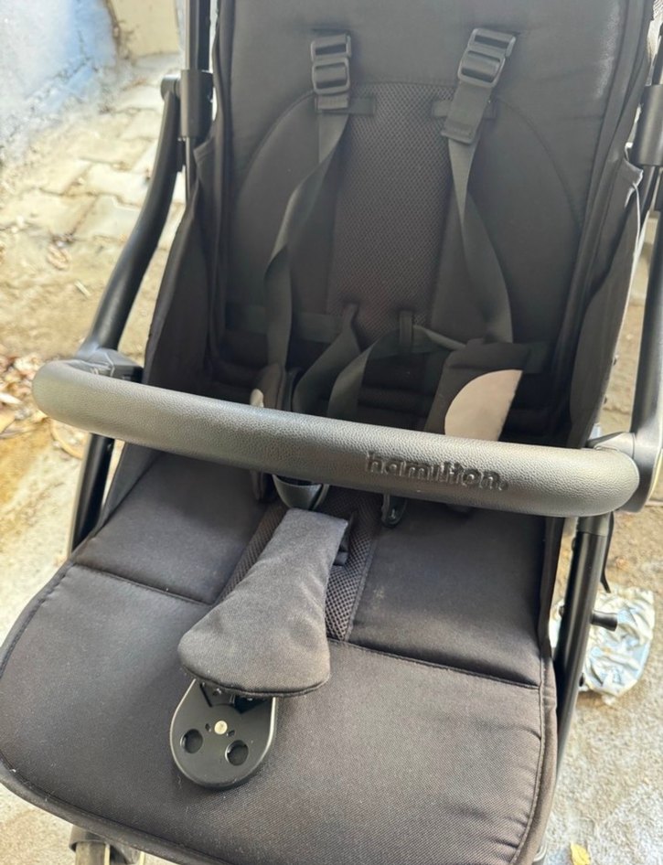 Siyah Bebek Arabası - Görsel 3