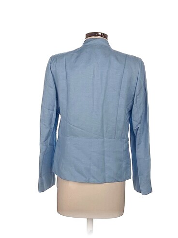 40 Beden ipekyol Blazer %70 İndirimli.