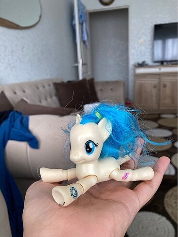 mavi hareketli pony