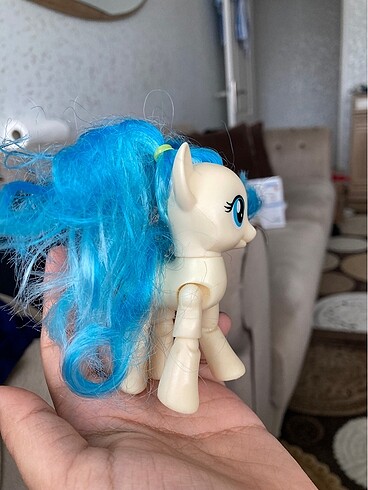  mavi hareketli pony