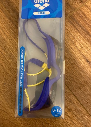 Arena Mavi Yüzücü Gözlüğü Velcro Bantlı 6/12 YAŞ - Görsel 4