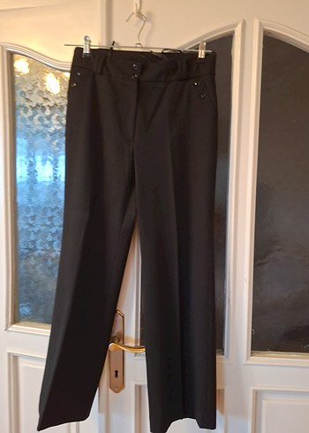 Düğmeli Siyah Kadın Kumaş Pantolon - Görsel 4