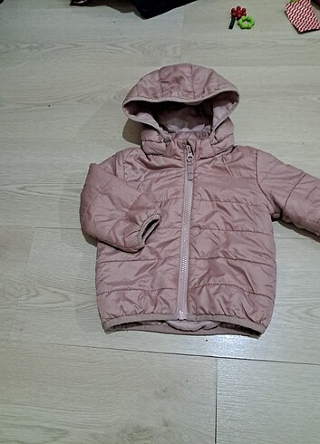 6-9 Ay Beden ten rengi Renk mevsimlik bebek mont H&M marka