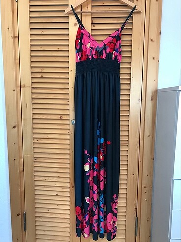 Select Askılı Uzun Elbise