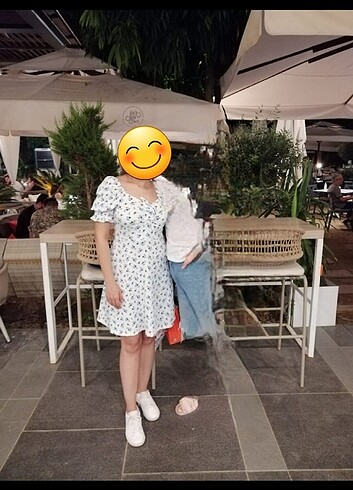 38 Beden beyaz Renk Beyaz Çiçekli Önü Büzgülü Kolu Gipeli Örme Mini Kloş Elbise
