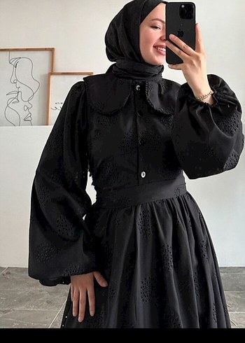 Uzun Kollu Siyah Nakışlı Gotik Elbise - Görsel 2